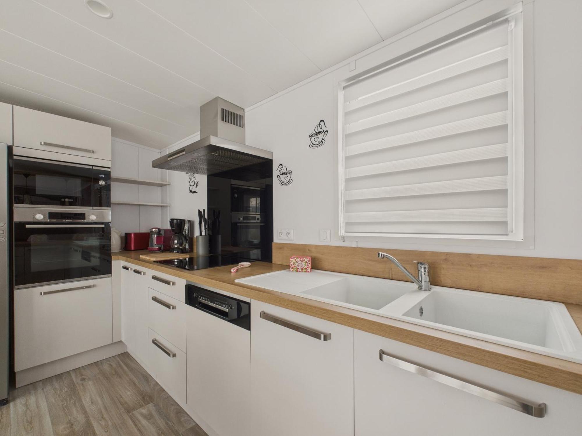 Joli Chalet Pour 6 - Domaine Avec Piscine Бретіньоль-сюр-Мер Екстер'єр фото